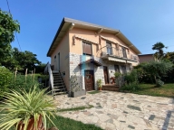 casa indipendente in vendita a Brescia in zona Villaggio Sereno