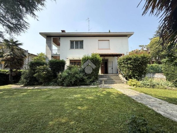 casa indipendente in vendita a Brescia in zona Mompiano