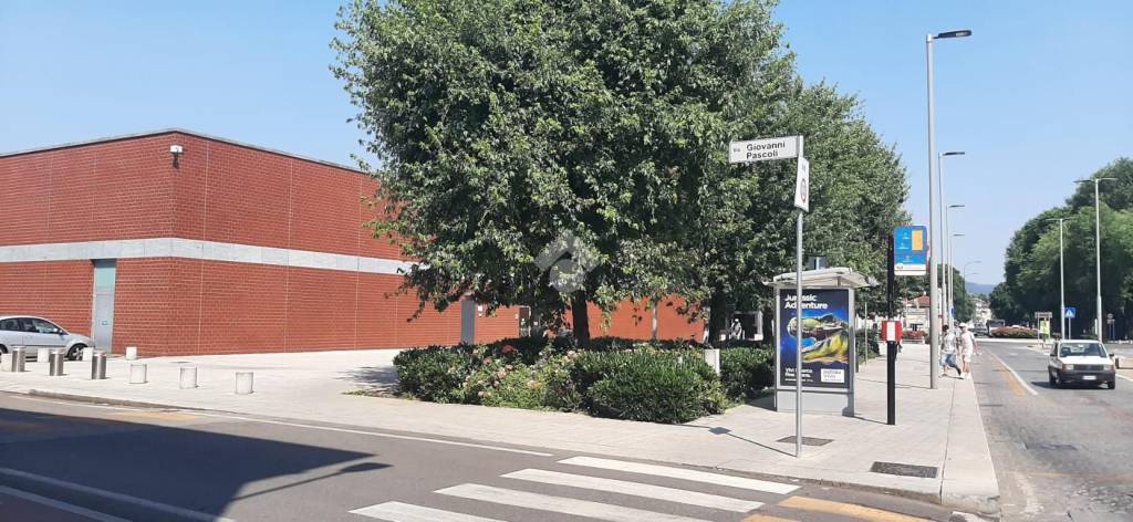 negozio in vendita a Brescia in zona Porta Milano