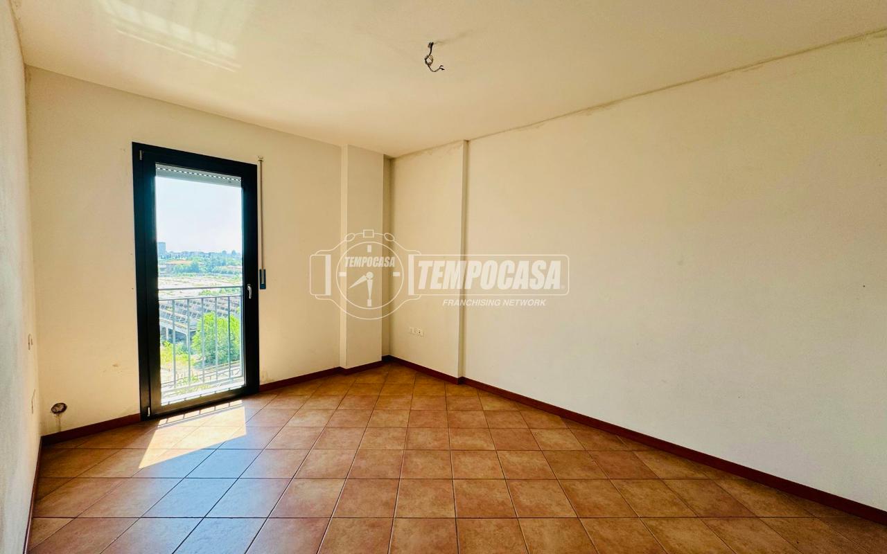 appartamento in vendita a Brescia in zona Quartiere Primo Maggio