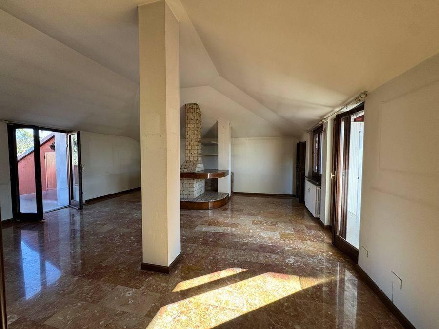 appartamento in vendita a Brescia in zona Villaggio Prealpino