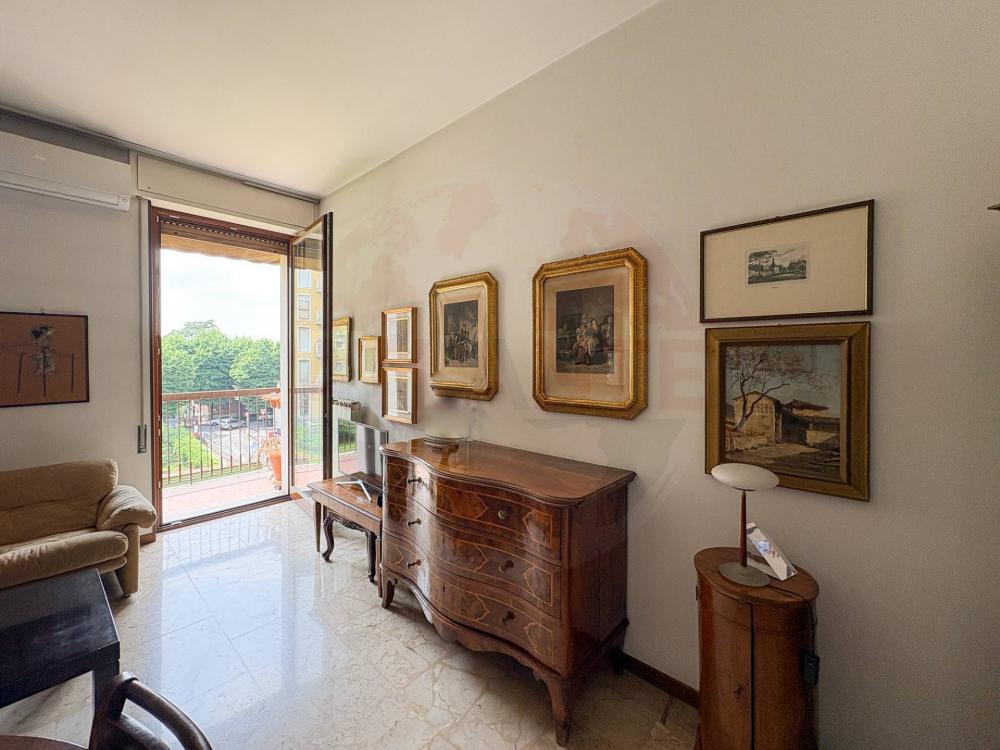 appartamento in vendita a Brescia in zona Quartiere Primo Maggio