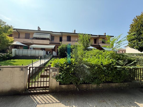 casa indipendente in vendita a Brescia in zona Centro Storico