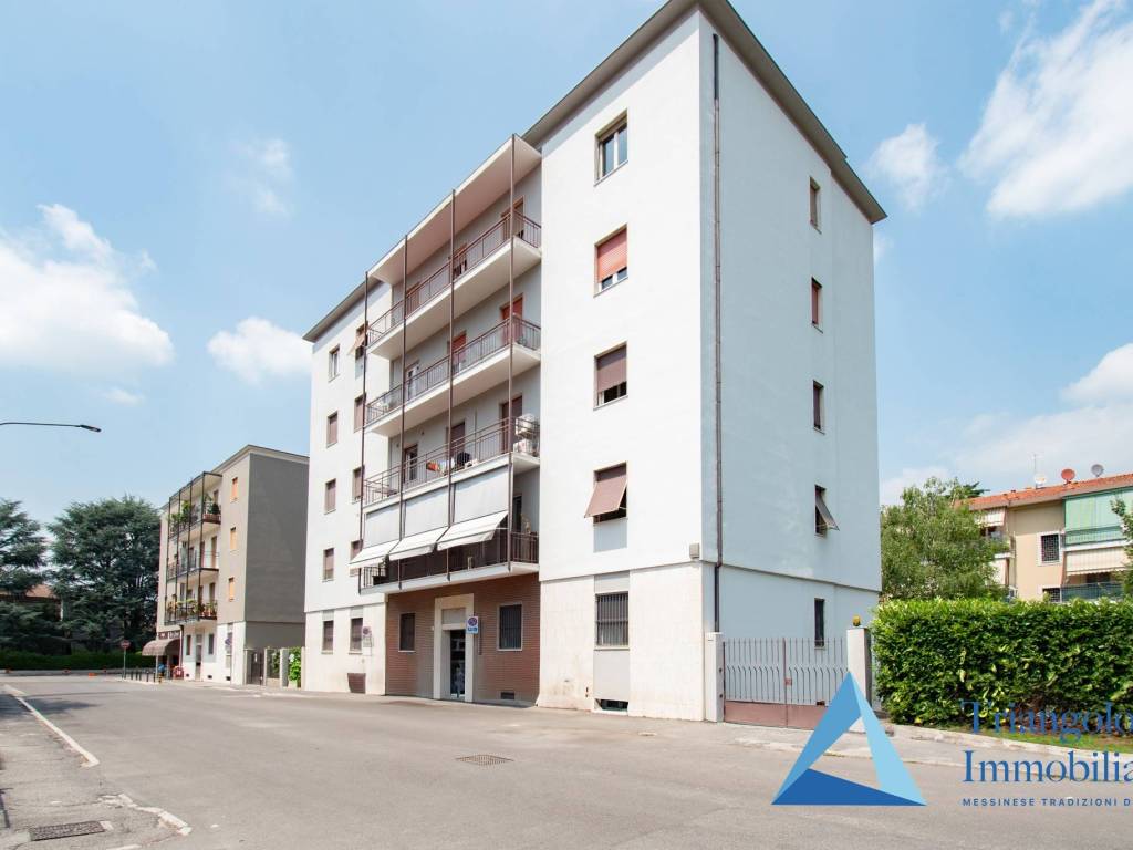 appartamento in vendita a Brescia in zona Mompiano