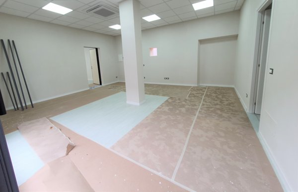 locale commerciale in vendita a Brescia in zona Lamarmora