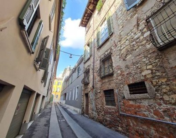 appartamento in vendita a Brescia in zona Centro Storico