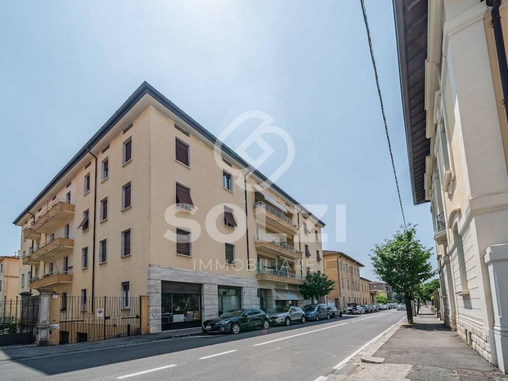 appartamento in vendita a Brescia in zona Porta Venezia