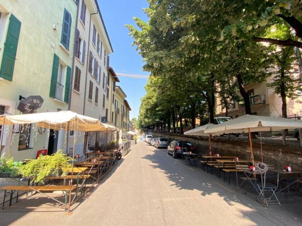 negozio in vendita a Brescia in zona Centro Storico