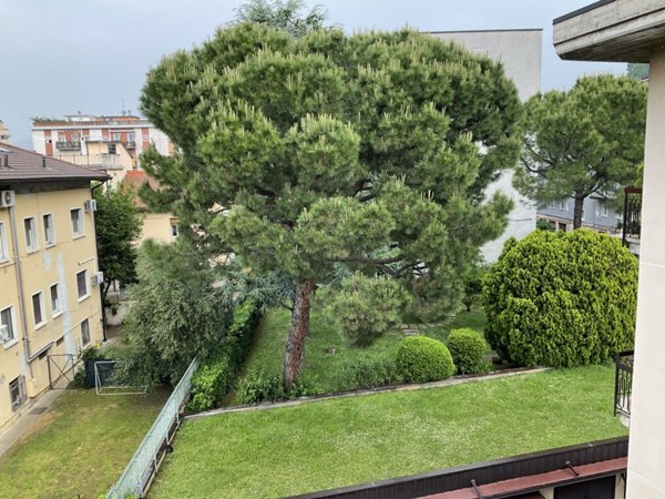 appartamento in vendita a Brescia in zona Centro Storico