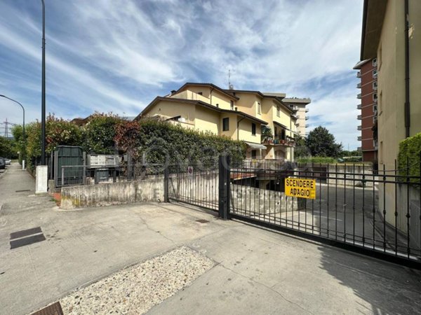 appartamento in vendita a Brescia in zona Quartiere Primo Maggio