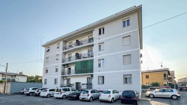 appartamento in vendita a Brescia in zona Fiumicello