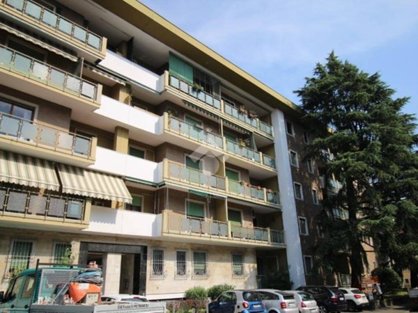 appartamento in vendita a Brescia in zona Crocifissa di Rosa