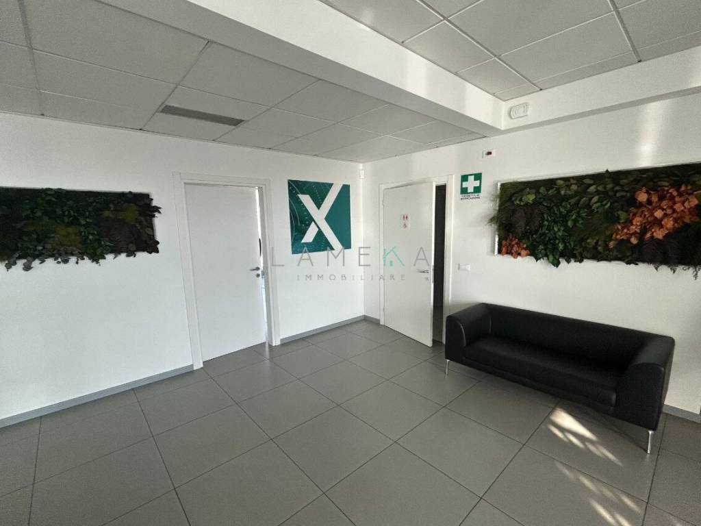 ufficio in vendita a Brescia in zona Volta