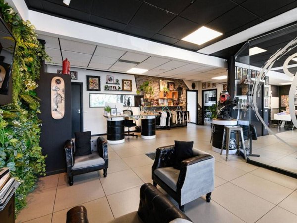 ufficio in vendita a Brescia in zona Volta