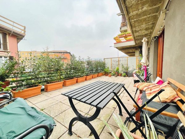 casa indipendente in vendita a Brescia in zona San Rocchino