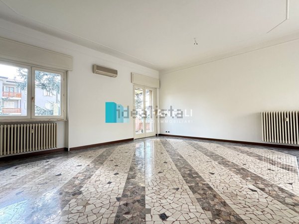 appartamento in vendita a Brescia in zona Urago/Mella