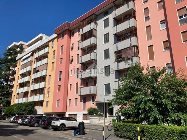 appartamento in vendita a Brescia in zona Volta