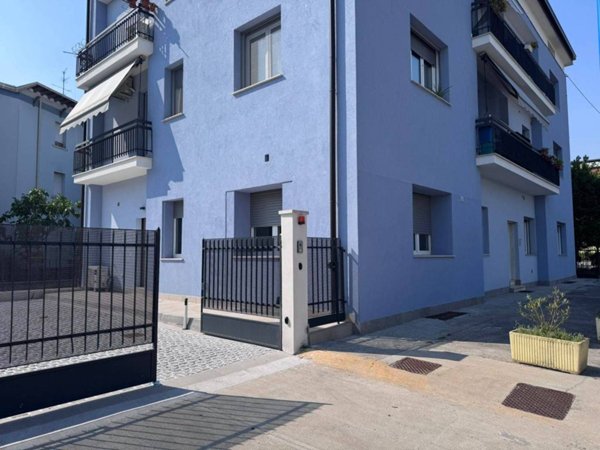 appartamento in vendita a Brescia in zona Crocifissa di Rosa