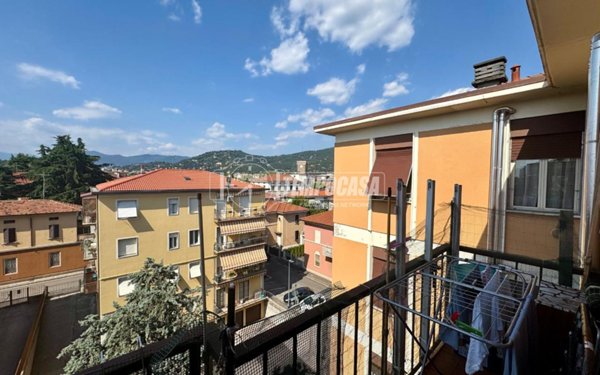appartamento in vendita a Brescia in zona Lamarmora