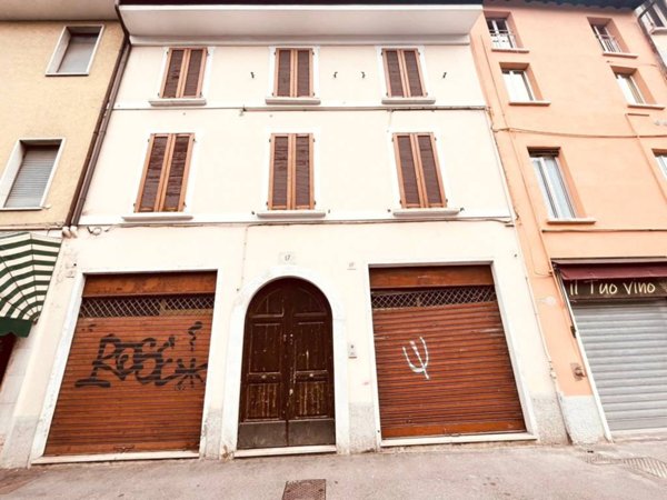 intera palazzina in vendita a Brescia in zona Centro Storico