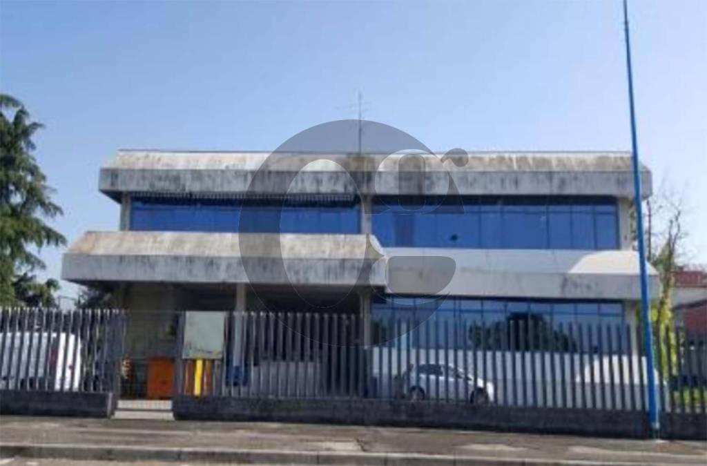 capannone in vendita a Brescia in zona Fornaci