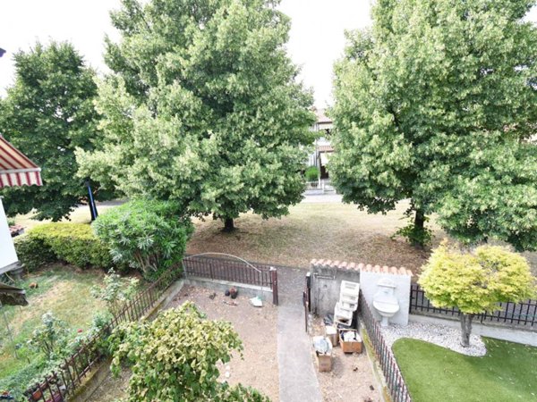 casa indipendente in vendita a Brescia in zona Volta