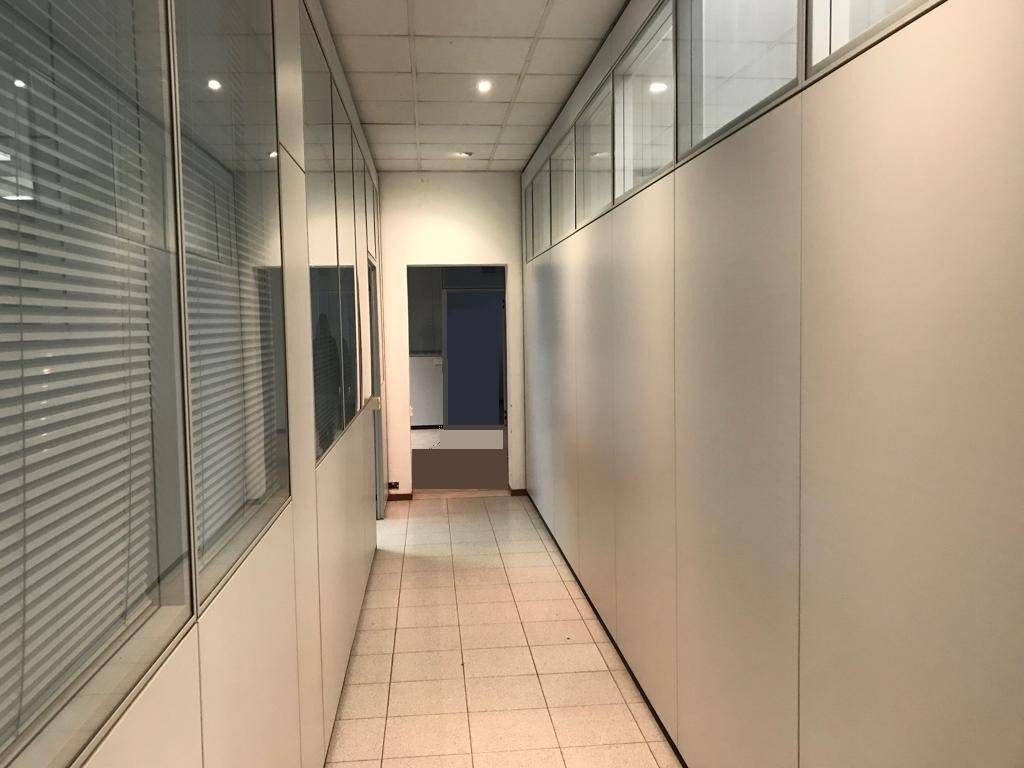 negozio in vendita a Brescia in zona San Polo