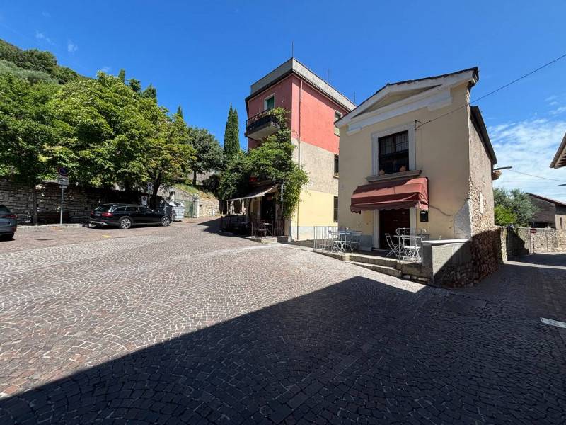 appartamento in vendita a Brescia in zona Caionvico