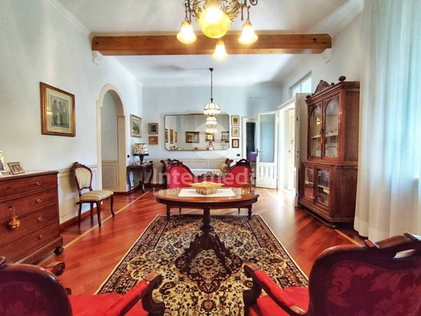 casa indipendente in vendita a Brescia in zona Volta