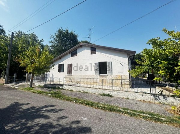 appartamento in vendita a Brescia in zona Villaggio Badia