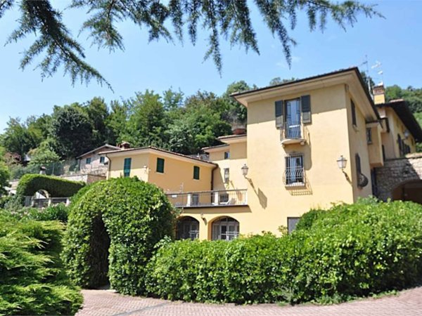 casa indipendente in vendita a Brescia in zona Porta Venezia