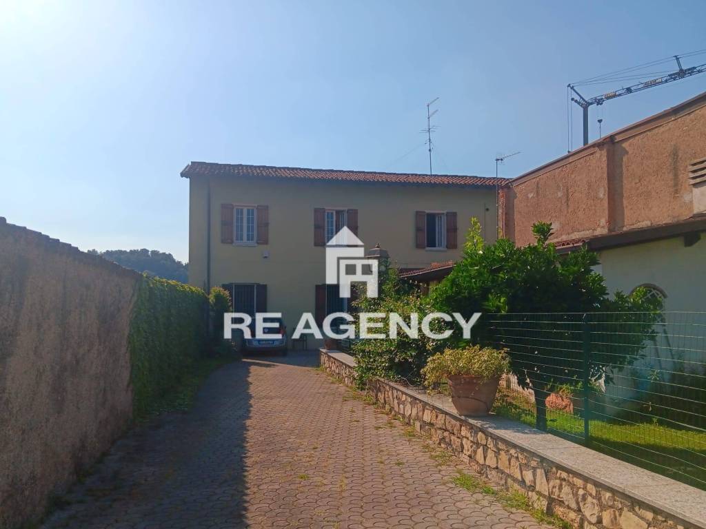 casa indipendente in vendita a Brescia in zona Chiusure