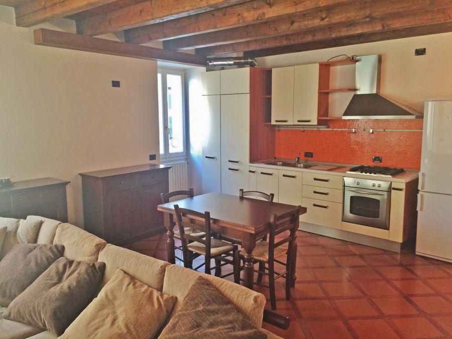 appartamento in vendita a Brescia in zona Centro Storico