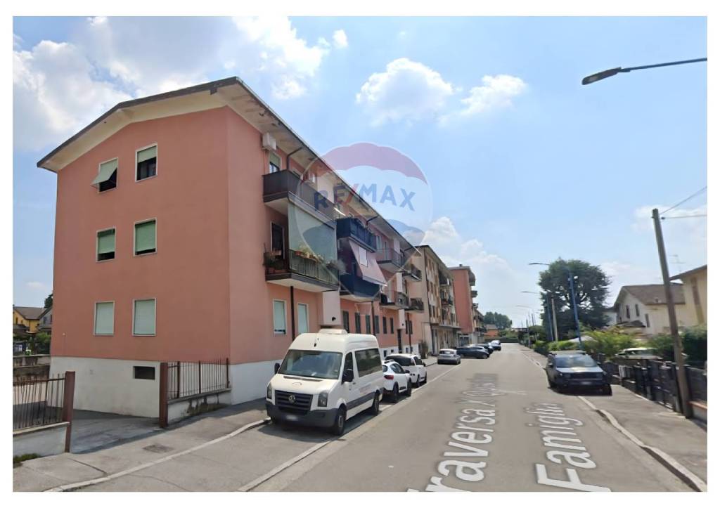 appartamento in vendita a Brescia in zona Villaggio Violino