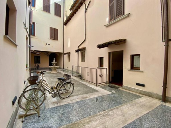 appartamento in vendita a Brescia in zona Centro Storico