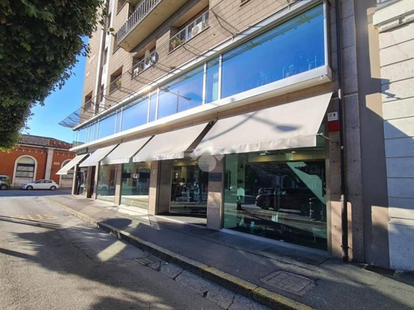 negozio in vendita a Brescia in zona Centro Storico