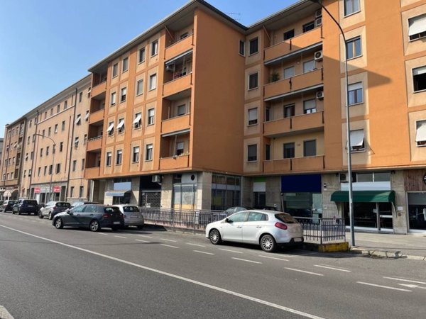 negozio in vendita a Brescia in zona Porta Venezia