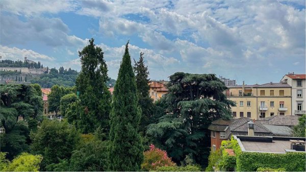 appartamento in vendita a Brescia in zona Borgo Trento
