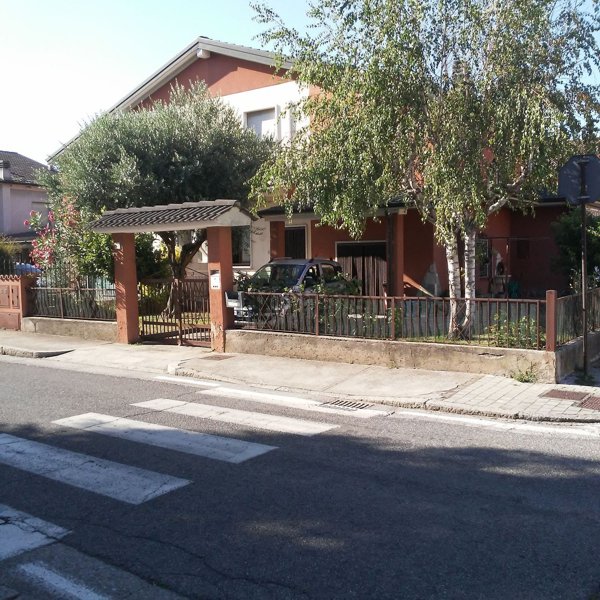 casa indipendente in vendita a Brescia in zona Villaggio Sereno