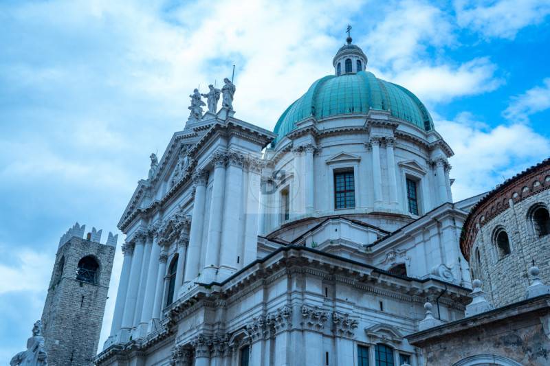 appartamento in vendita a Brescia in zona Centro Storico