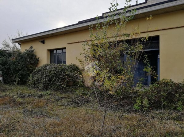 ufficio in vendita a Brescia in zona Quartiere Primo Maggio