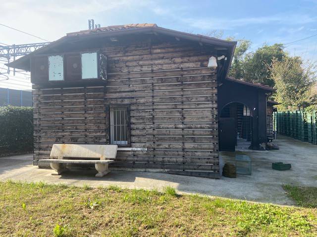 casa indipendente in vendita a Brescia in zona Quartiere Primo Maggio