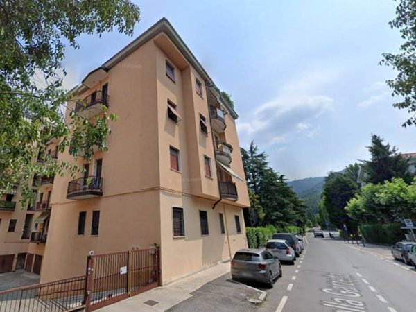 appartamento in vendita a Brescia in zona Mompiano