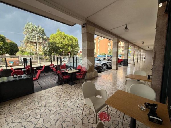 negozio in vendita a Brescia in zona Volta