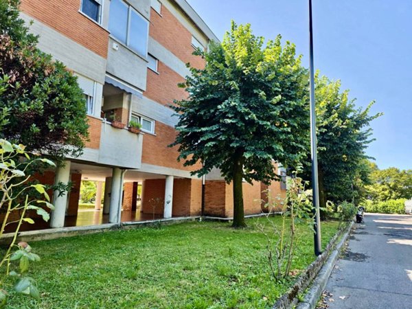 casa indipendente in vendita a Brescia