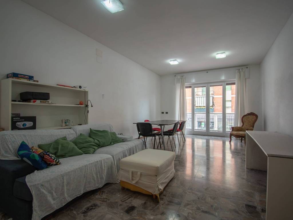 appartamento in vendita a Brescia in zona Crocifissa di Rosa