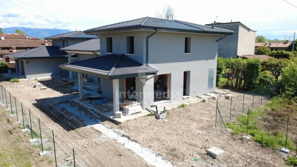 casa indipendente in vendita a Brescia in zona Chiesa Nuova