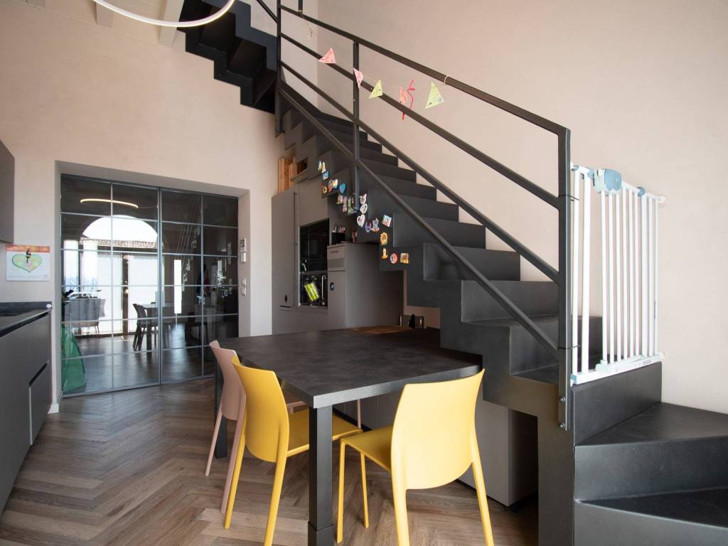 casa indipendente in vendita a Brescia in zona Volta
