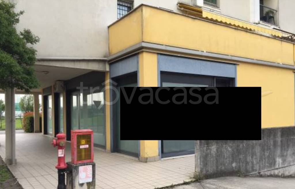 negozio in vendita a Brescia in zona San Polo
