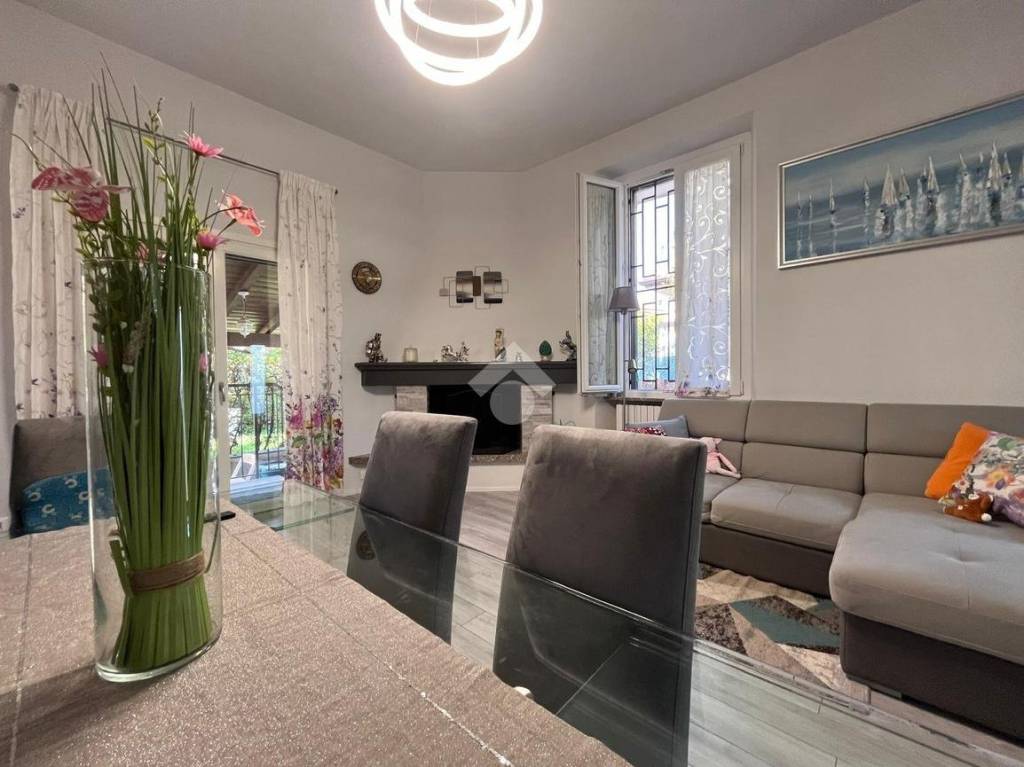 casa indipendente in vendita a Brescia